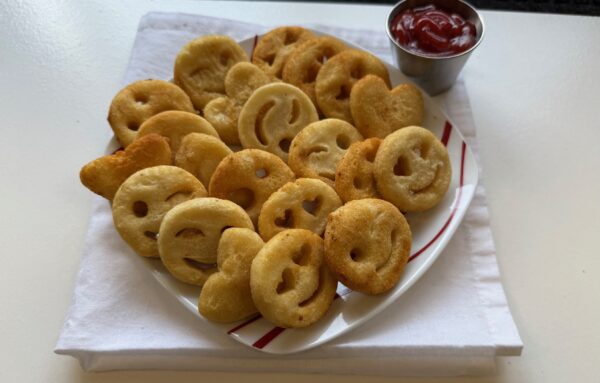 Emoji Crispy Potato Shapes (4 LBS)